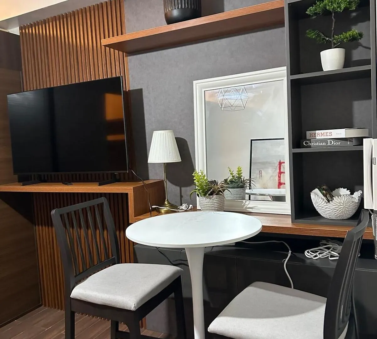 Apartment 1Br Air Residences Condo, Ayala Ave, Makati Manila