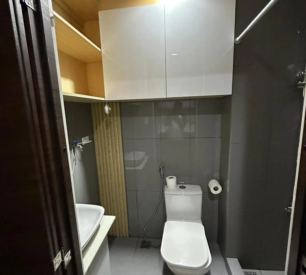 1Br Air Residences Condo, Ayala Ave, Makati Manila 0*,