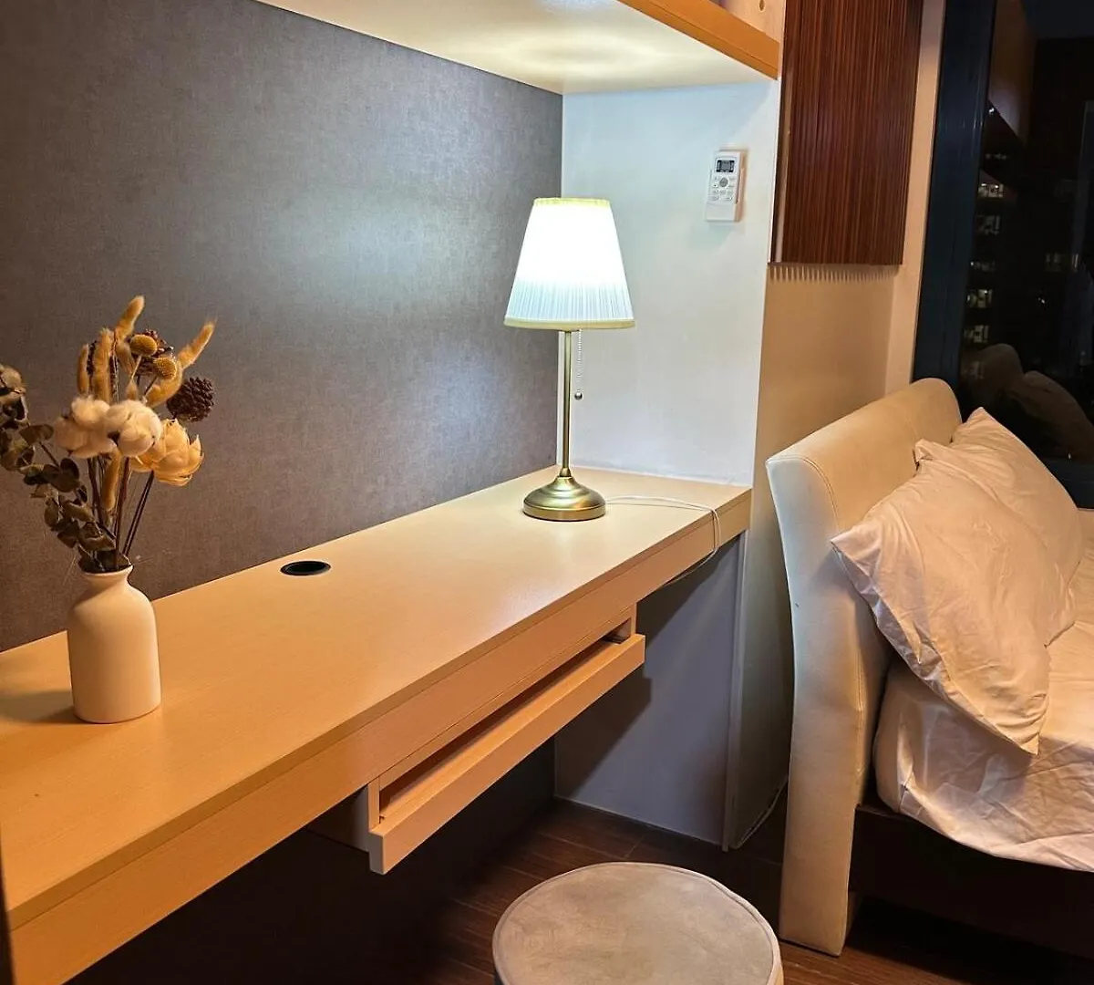 1Br Air Residences Condo, Ayala Ave, Makati Manila 0*,  Philippines