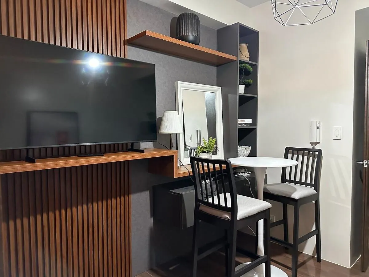 Apartment 1Br Air Residences Condo, Ayala Ave, Makati Manila