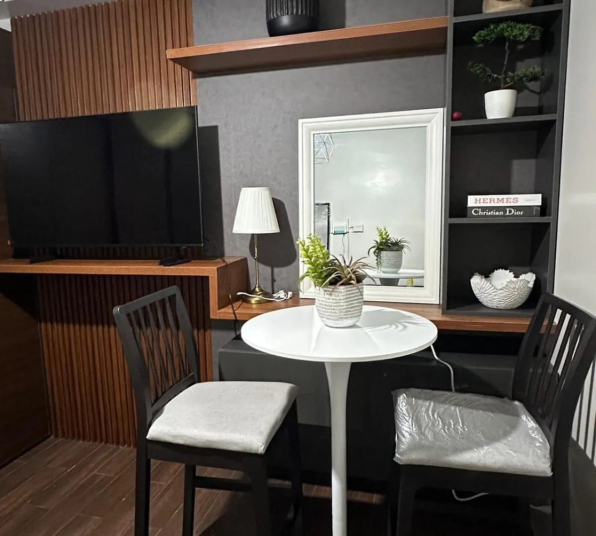1Br Air Residences Condo, Ayala Ave, Makati Manila 0*,